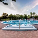Отель Hunguest Aqua Sol 3*