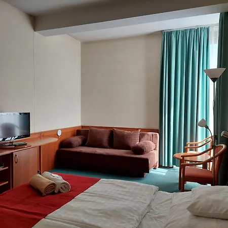 Отель Hunguest Aqua Sol 3*