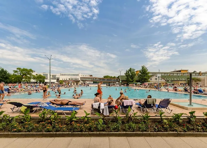 Hunguest Aqua Sol Hotell 3*